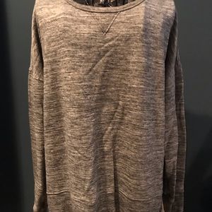 Worn gap sweatshirt